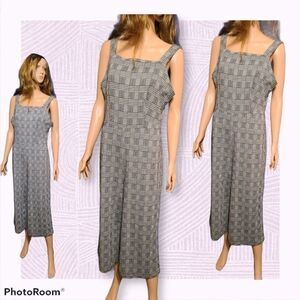 Lily & lola Black & Grey cropped jump suit